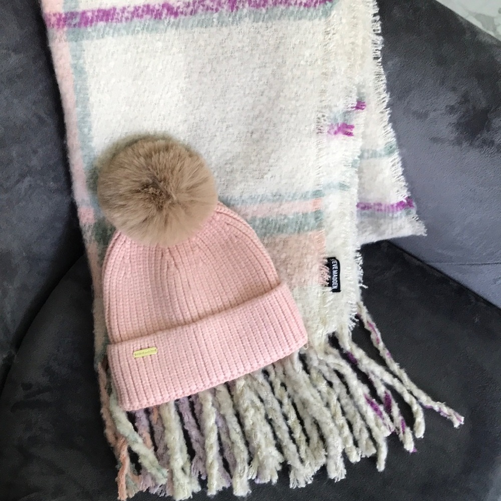 Steve Madden hat and scarf